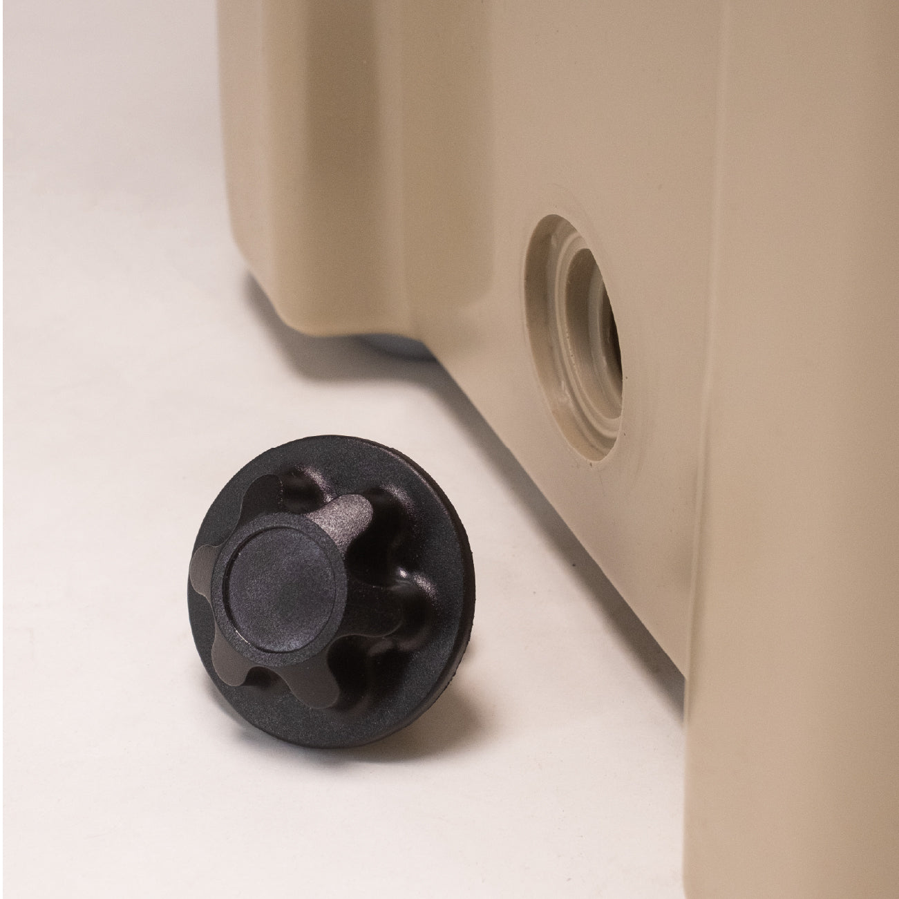 Raptor Cooler Polar Hand Carry 35